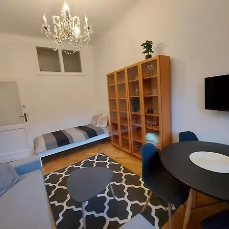 Warsaw Holiday Apartment Apartment