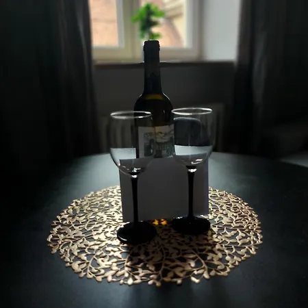 Warsaw Holiday Apartment *